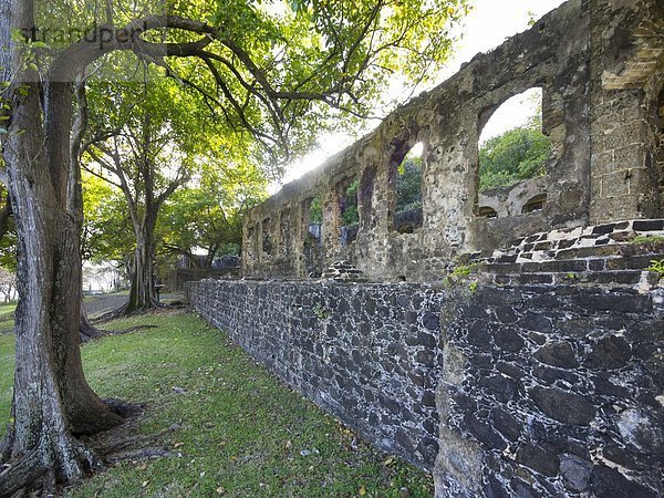 Karibik  St. Lucia  Ruinen von Fort Rodney  Taubeninsel