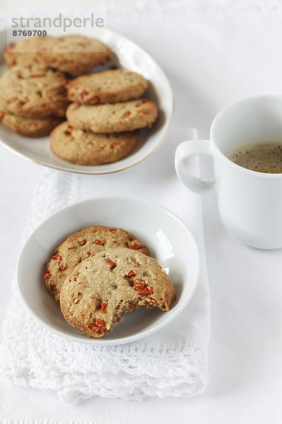 Glutenfree Carrot Almond Cookies from buckwheat flour and coffee cup