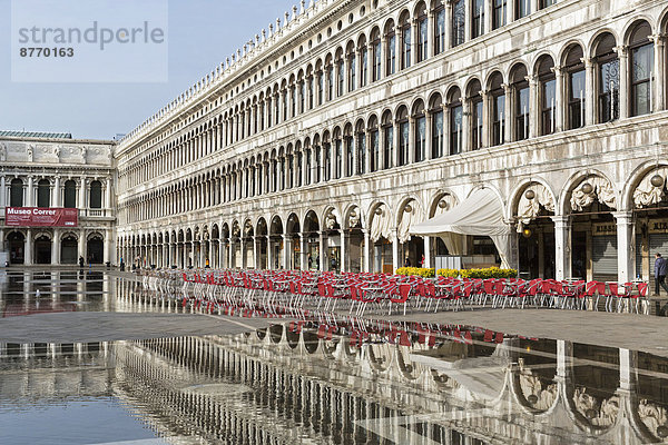 Italien  Venedig  Hochwasser am Markusplatz