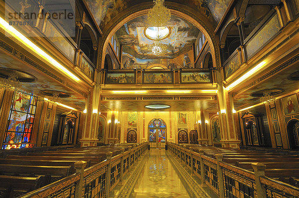 Innenansicht der koptisch-orthodoxen Kirche  Allerheiligenkirche  El Samaaeyeen  Scharm El-Scheich  Sinai-Halbinsel  Ägypten