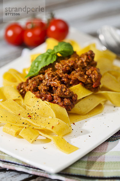 Pappardelle classico  Sauce Bolognese