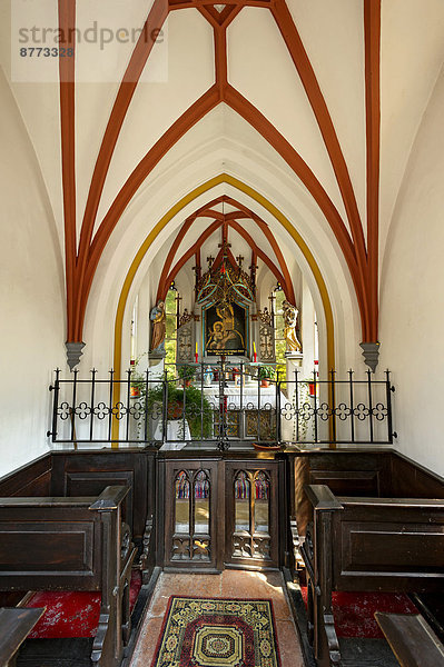 Innenraum mit Altar der Max-Emanuel-Kapelle  Wasserburg am Inn  Oberbayern  Bayern  Deutschland