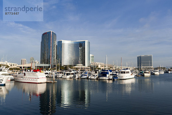 Marina und Skyline  San Diego  Kalifornien  USA