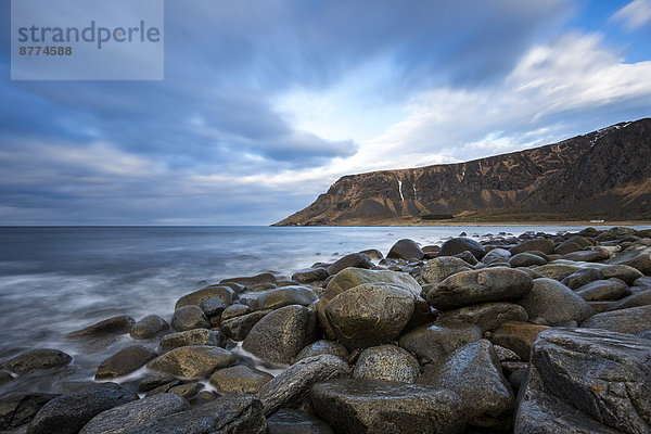Scandinavia  Norway  Lofoten  rocks and waves at the coastline of Unstad