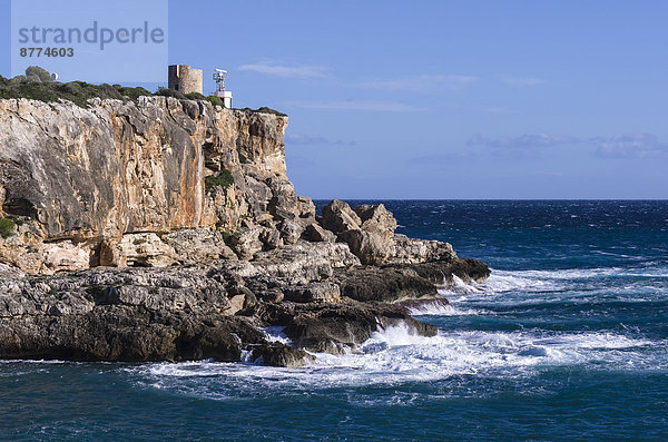 Spanien  Balearen  Mallorca  Santanyi  Blick auf Steilküste