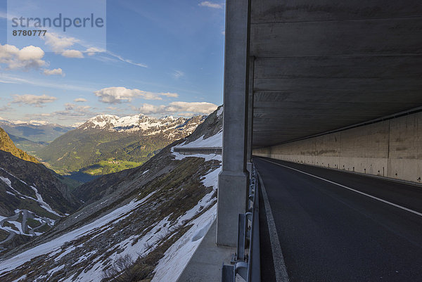 Europa  Berg  Wolke  Tunnel  Himmel  blau  bedecken  Schnee  Schweiz