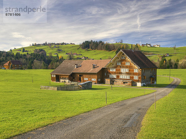 Landschaftlich schön landschaftlich reizvoll Bauernhaus Europa Wohnhaus Himmel Landschaft Landwirtschaft altmodisch Natur Nostalgie Herbst Schweiz