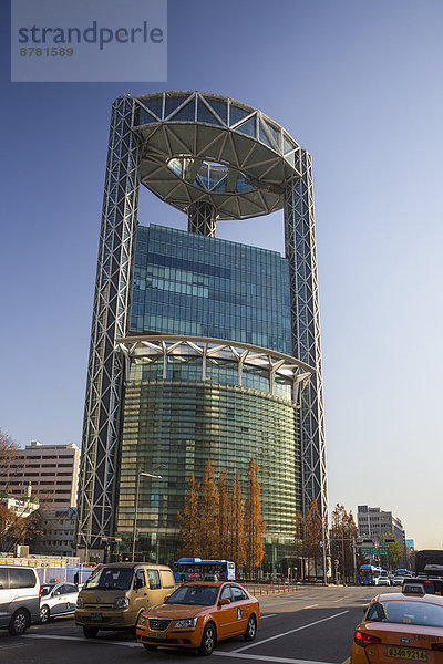 Seoul  Hauptstadt  Städtisches Motiv  Städtische Motive  Straßenszene  Straßenszene  Glas  Gebäude  Großstadt  Architektur  Turm  Herbst  Korea  Asien  Innenstadt