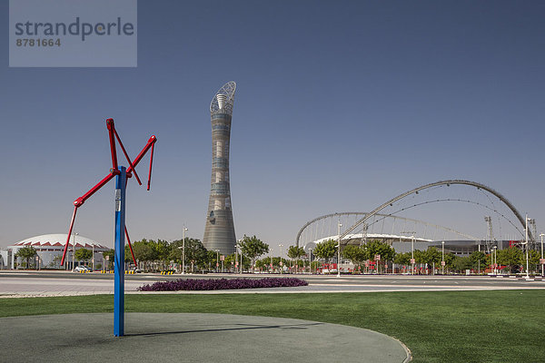 Sehnsucht  Reise  Großstadt  Architektur  Turm  groß  großes  großer  große  großen  Globalisierung  Stadion  Tourismus  Naher Osten  Doha  Sport