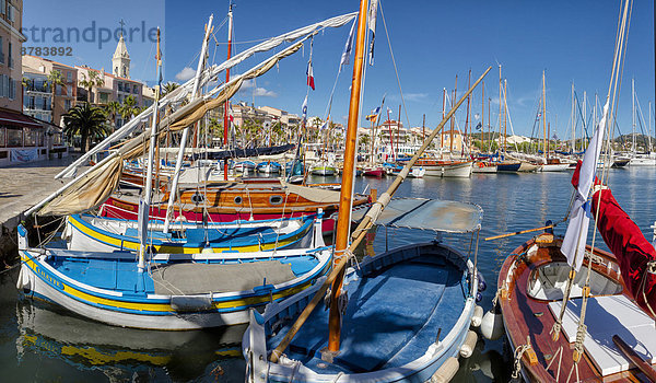Wasser  Hafen  Frankreich  Europa  Tradition  Stadt  Boot  Dorf  Schiff  Var