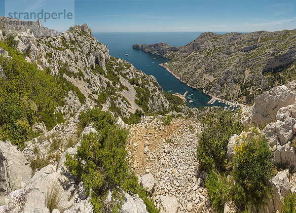 Frankreich  Europa  Berg  Sommer  Landschaft  Meer  Calanque  Cassis