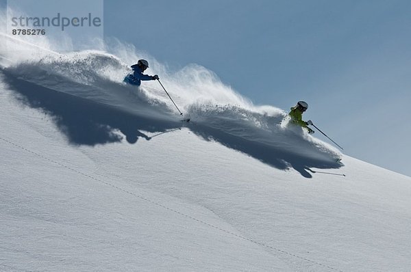 Skifahrerinnen und Skifahrer  Obergurgl  Österreich
