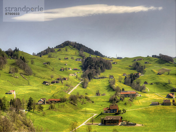 Ländliches Motiv  ländliche Motive  Europa  Wolke  Hügel  Landwirtschaft  Bauernhof  Hof  Höfe  Dorf  Schweiz
