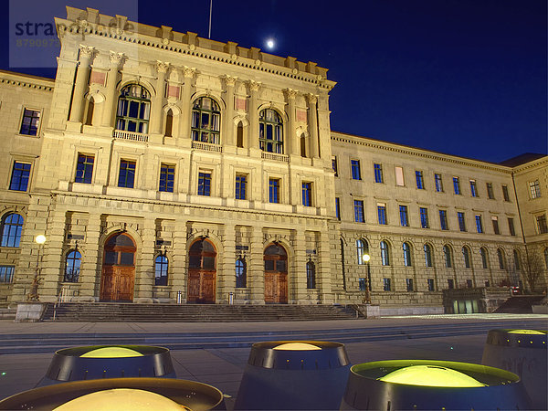 Europa Abend Architektur Beleuchtung Licht Wissenschaft Schweiz Universität Kanton Zürich