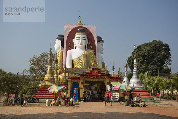 Reise Fernverkehrsstraße Architektur bunt Religion groß großes großer große großen Tourismus Myanmar Asien Buddha Buddhismus exotisch Pagode Stupa