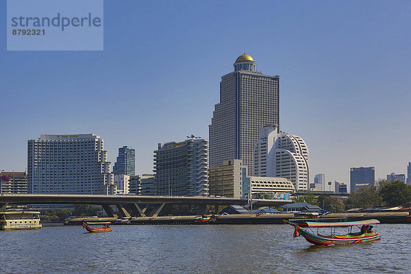 Bangkok  Hauptstadt  Skyline  Skylines  Reise  Großstadt  Boot  Fluss  Tourismus  Asien  Thailand