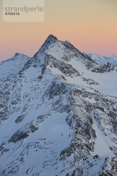 Panorama  Europa  Schneedecke  Berg  Winter  Abend  Schnee  Alpen  pink  Westalpen  Abenddämmerung  Bergmassiv  schweizerisch  Schweiz