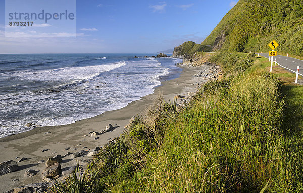 Küstenstraße bei Hokitika  Südinsel  Neuseeland