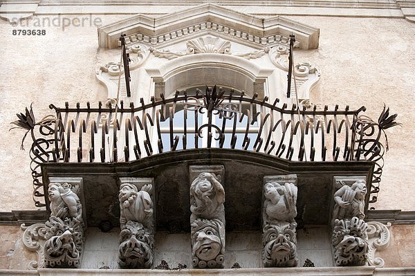 Detail Details Ausschnitt Ausschnitte Gebäude Stadt Italien alt Sizilien