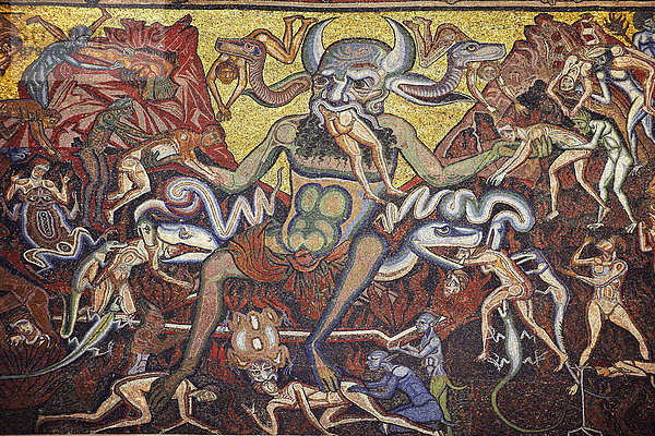 Der Teufel im Jüngsten Gericht  mittelalterliche Mosaiken an der Decke des Baptisteriums  Kathedrale von Florenz  Florenz  Toskana  Italien