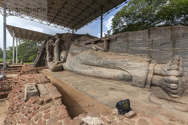 Liegender Buddha  Gal Vihara  Polonnaruwa  UNESCO World Heritage Site in Sri Lanka  Asien