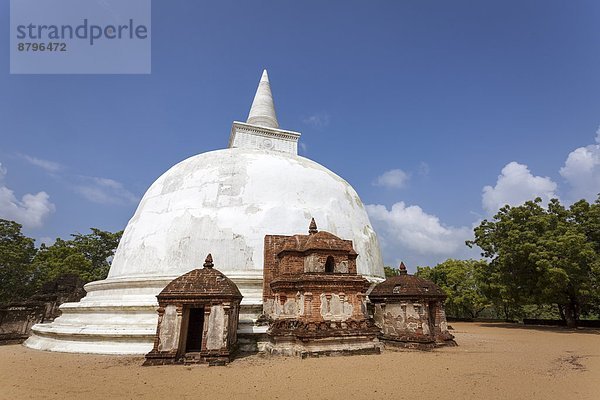 Ruine  fünfstöckig  Buddhismus  UNESCO-Welterbe  Asien  Polonnaruwa  Sri Lanka  Stupa