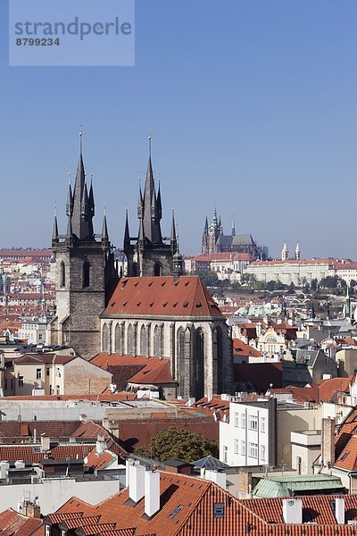 Prag  Hauptstadt  Europa  blicken  Palast  Schloß  Schlösser  über  Stadt  Kirche  Kathedrale  Monarchie  Tschechische Republik  Tschechien  Ansicht  Tyn  Böhmen  Ortsteil  alt