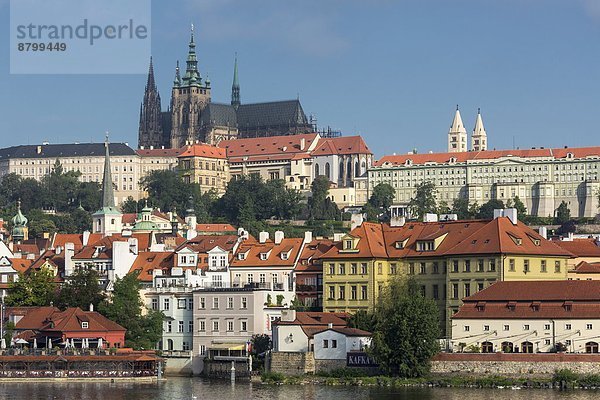 Prag  Hauptstadt  Europa  Palast  Schloß  Schlösser  Tschechische Republik  Tschechien  Ansicht  UNESCO-Welterbe  Ortsteil