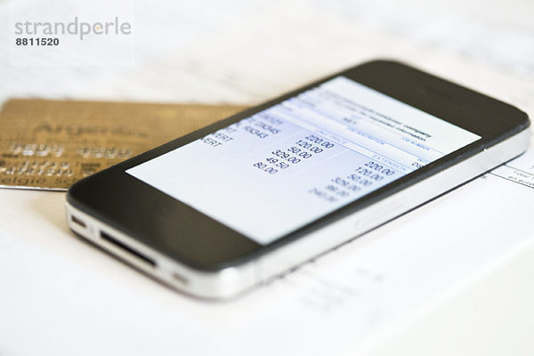 Smartphone im Einsatz für Online-Banking