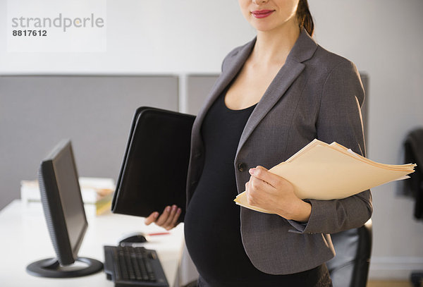Europäer  Geschäftsfrau  arbeiten  Schwangerschaft  Büro