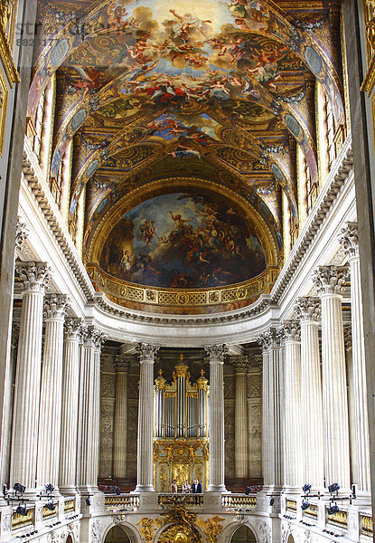 Kapelle im Schloss Versailles  Paris  Île-de-France  Frankreich