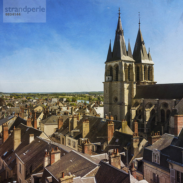 Frankreich  Zentrum  Loir-et-Cher  Blois  Stadtbild und St. Nikolauskirche