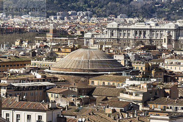 Italien  Rom  Pantheon und Palazzo di Giustizia