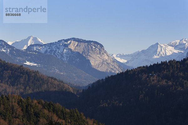 Österreich  Vorarlberg  Bregenzerwald  Uentschenspitze  Mittagsfluh und Juppenspitze