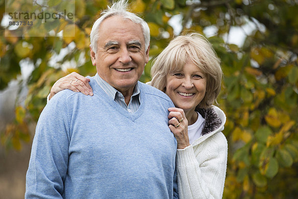 Porträt von lächelnden Senior Paar
