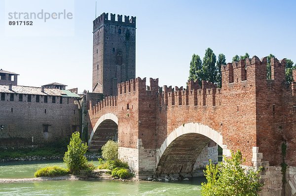 Europa  UNESCO-Welterbe  Venetien  Italien  Ponte Scaligero  Verona