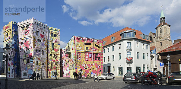 Europa Fröhlichkeit Wohnhaus Kirche Braunschweig Deutschland Niedersachsen