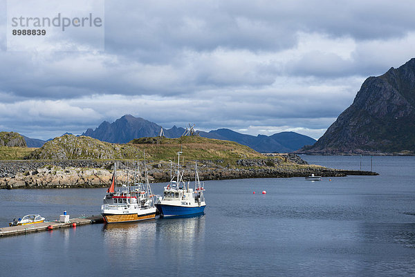 Boote im Hafen von Hovden  Vesteralen  Norwegen
