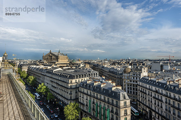 Blick von der Dachterrasse des Printemps  Paris  Frankreich  Europa
