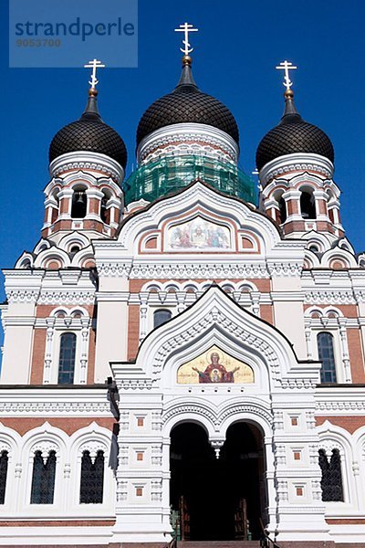Tallinn  Hauptstadt  niedrig  Kirche  Fassade  Ansicht  Flachwinkelansicht  Winkel  Estland