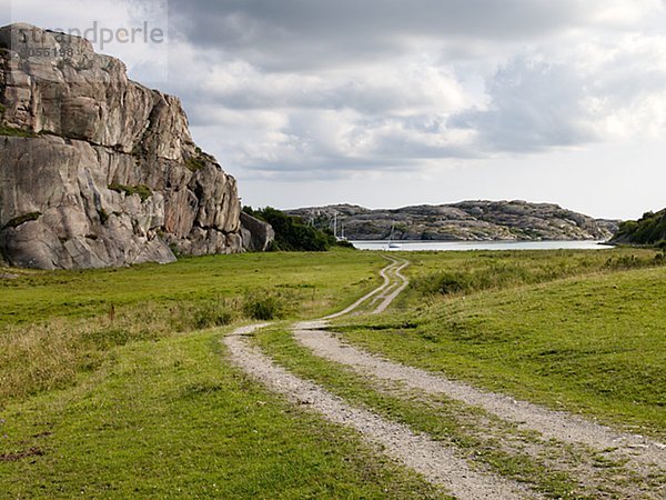 Dirt road leading to sea  Hamburgsund