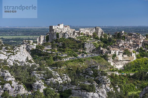 Ortsansicht mit Burgruine  Les plus beaux villages de France  Les Baux-de-Provence  Provence-Alpes-Côte d'Azur  Frankreich