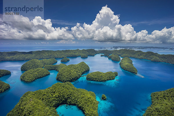 Inseln im Inselparadies Palau  Mikronesien