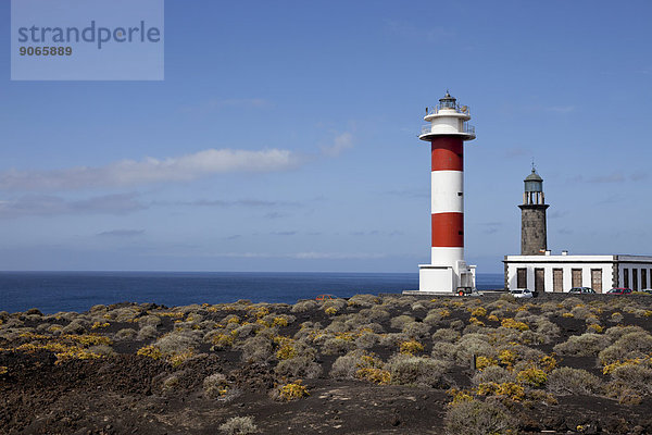Alter und neuer Leuchtturm am Südkap Punta de Fuencaliente  La Palma  Kanarische Inseln  Spanien