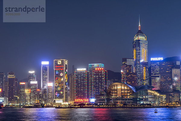 China  Hongkong  Innenstadt bei Nacht