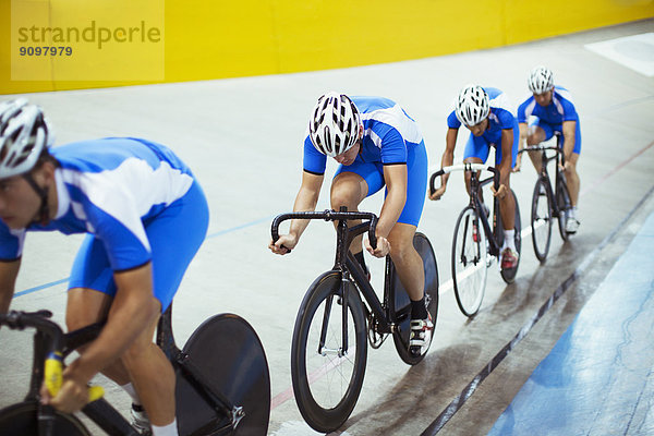 Bahnradfahren im Velodrom