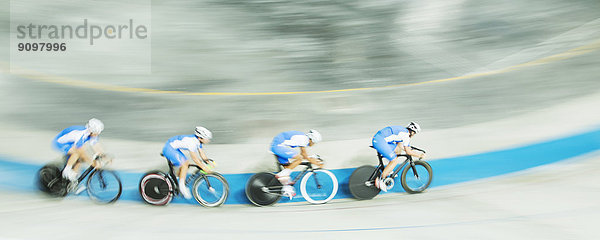 Bahnradfahren im Velodrom