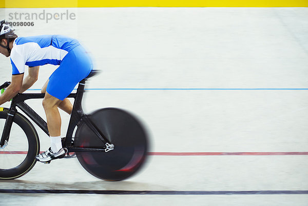 Bahnradfahren im Velodrom