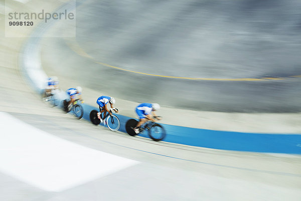 Bahnradfahren im Velodrom