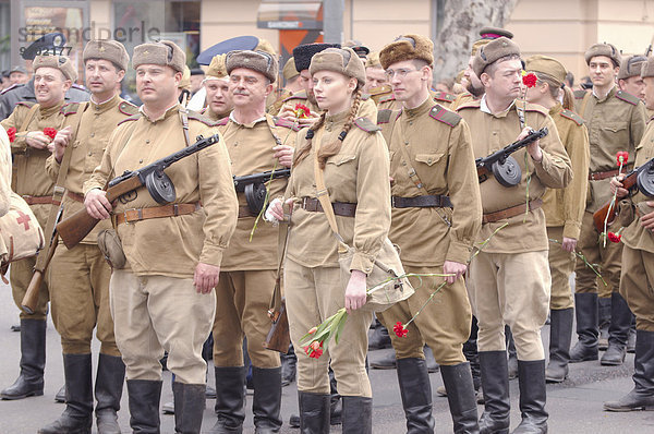Parade zum Gedenken an die Befreiung von Odessa von den Nazis  Odessa  Ukraine